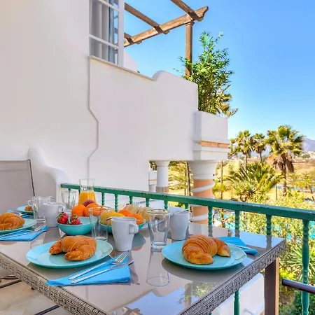 Luxury Apt. Mijas Golf - Pool, Sauna & Jacuzzi Apartment *